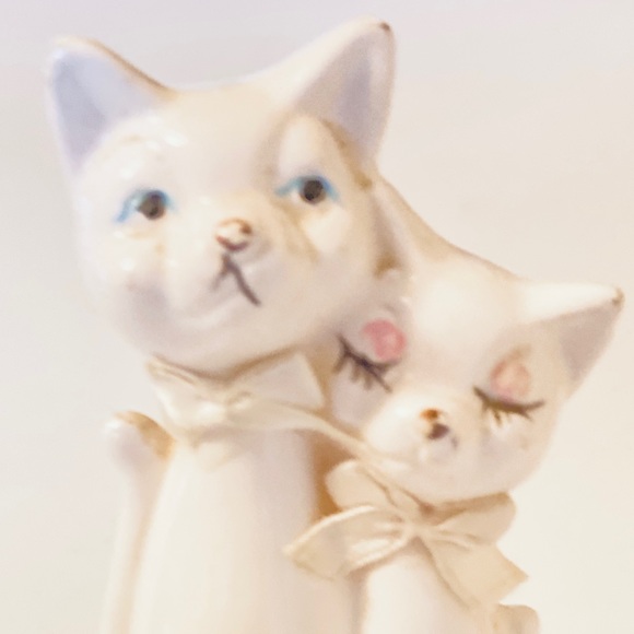 Mid Century Ceramic Cat Pair Boy Girl Vintage Figurine Bows Cat Lover - Picture 6 of 7